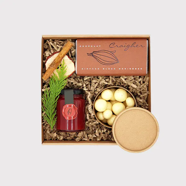 Geschenkbox „wertschätzend“ von Adam Geschenke mit Schokolade, süßen Spezialitäten und weiteren ausgewählten Köstlichkeiten